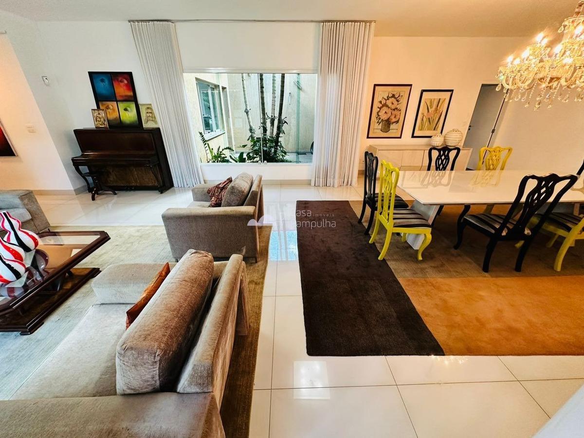 Casa, Jardim Atlântico, 4 Quartos, 6 Vagas, 3 Suítes