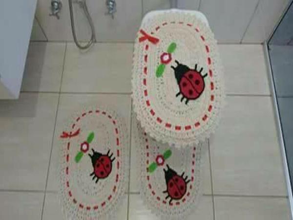 Jogo de Tapetes em Crochê Para Banheiro