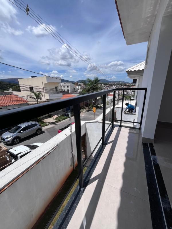 Casa, Masterville, 2 Quartos, 2 Vagas