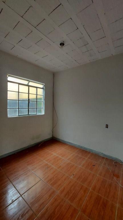 Casa, Siderúrgica, 3 Quartos, 0 Vaga