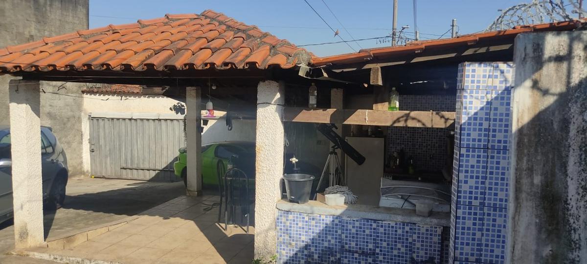 Casa, Céu Azul, 0 Quarto, 0 Vaga