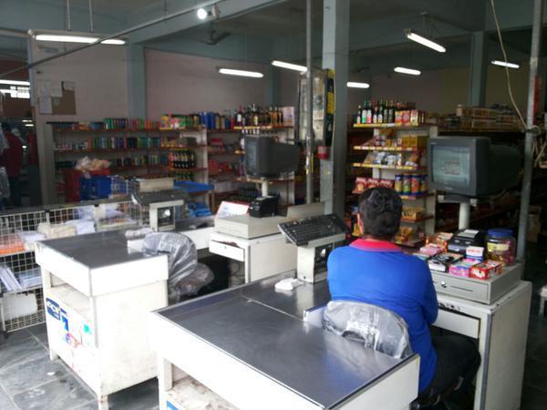 Venda de Dois Supermercados