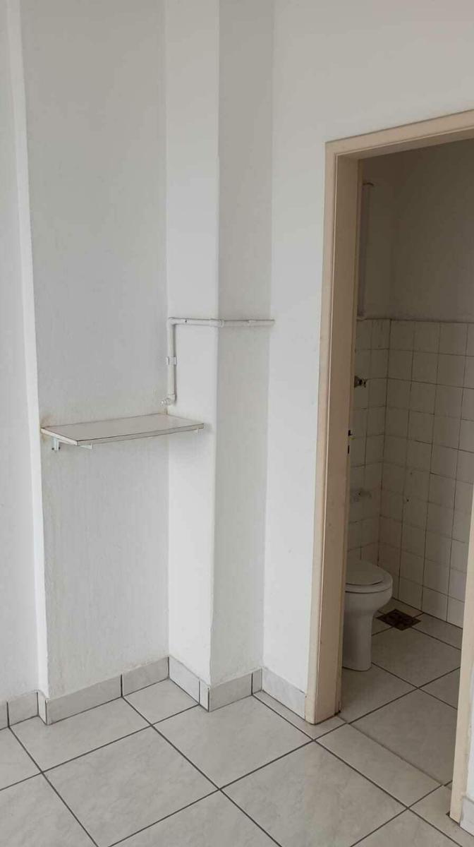 Sala, Nova Suíssa, 0 Quarto, 0 Vaga