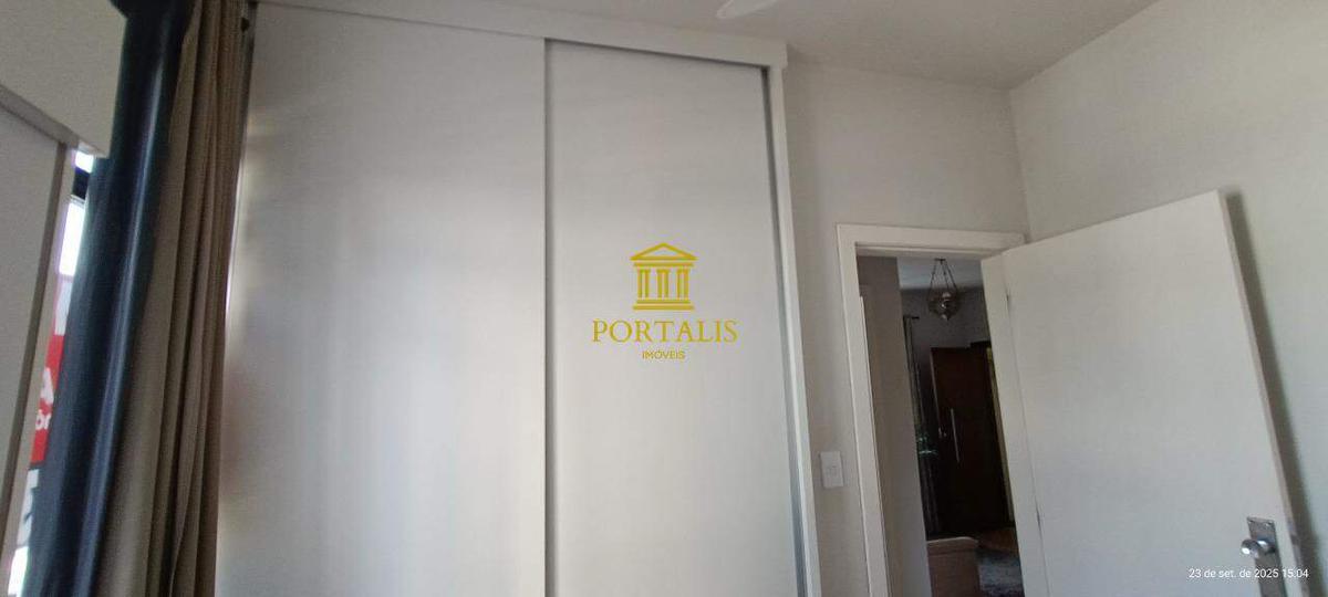 Apartamento, Sagrada Família, 2 Quartos, 1 Vaga