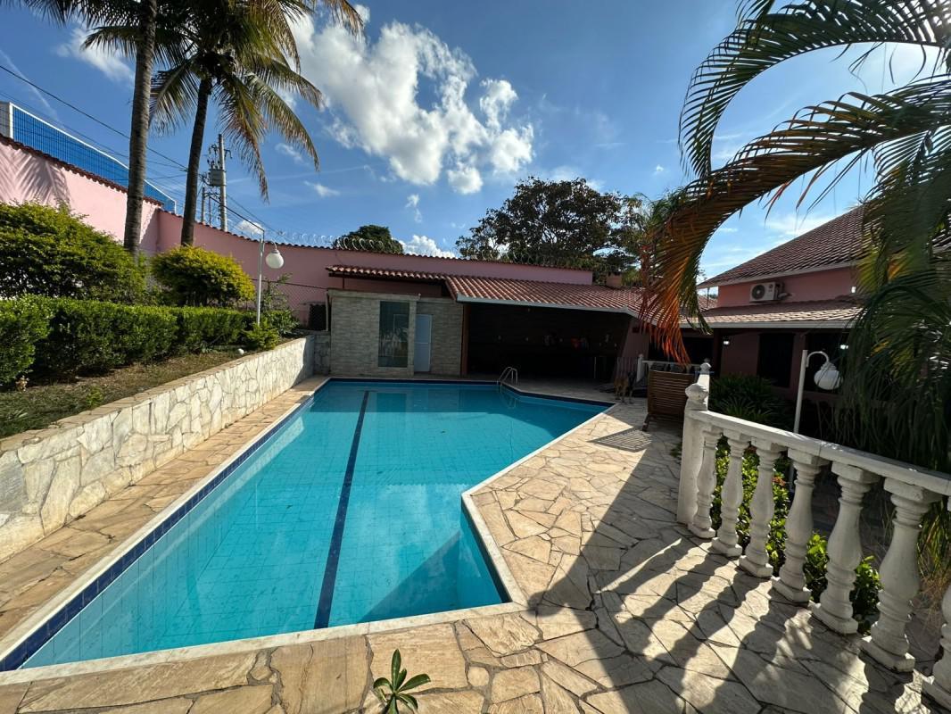 Fazenda, Chácara Cotia, 4 Quartos, 10 Vagas, 3 Suítes