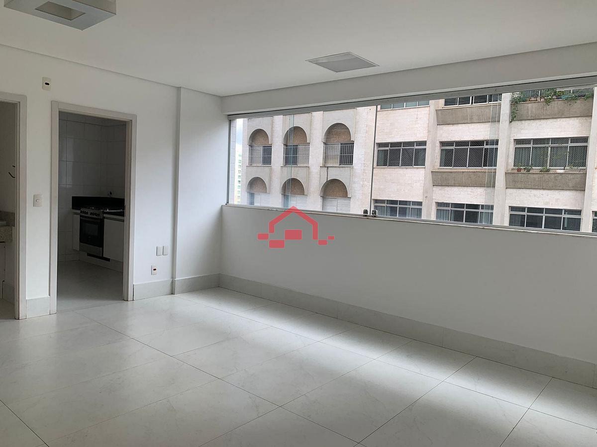 Apartamento, Funcionários, 2 Quartos, 2 Vagas, 2 Suítes