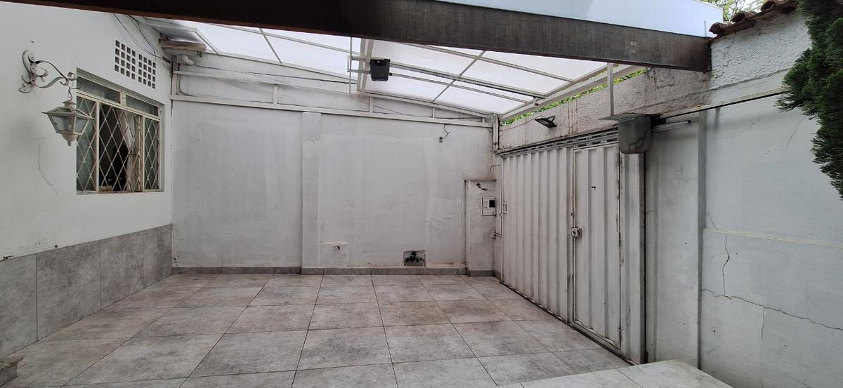 Casa, Tirol, 2 Quartos, 1 Vaga, 1 Suíte