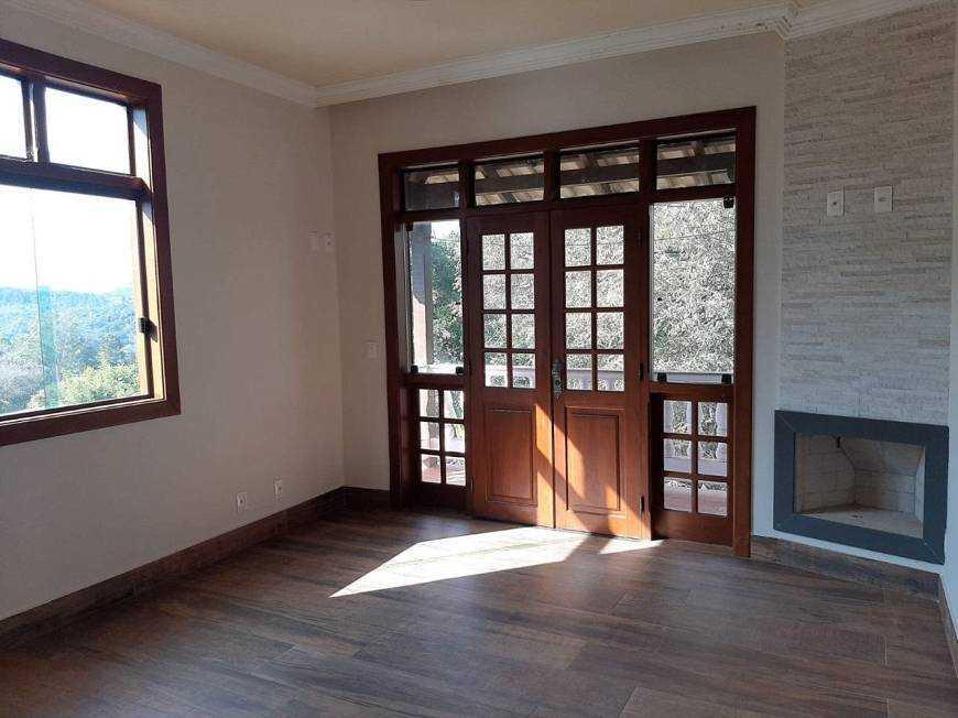 Casa, São Sebastião das Águas Claras, 4 Quartos, 10 Vagas, 4 Suítes