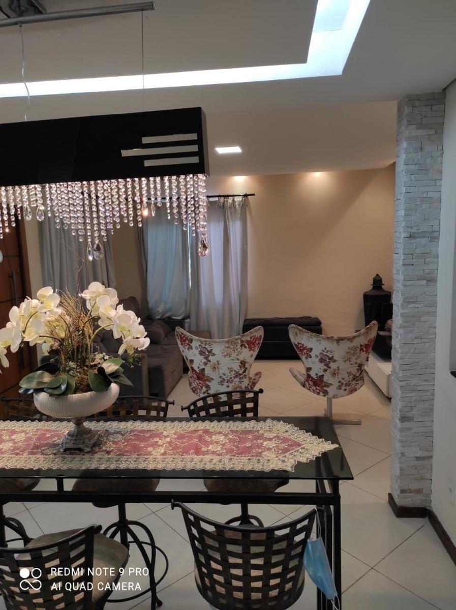 Casa, Céu Azul, 3 Quartos, 2 Vagas, 2 Suítes