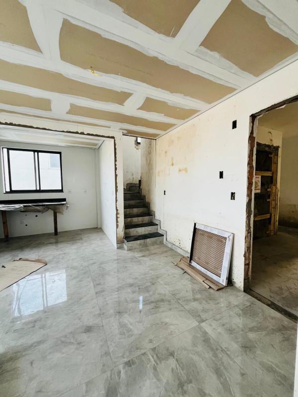 Cobertura, Novo Eldorado, 2 Quartos, 2 Vagas, 1 Suíte