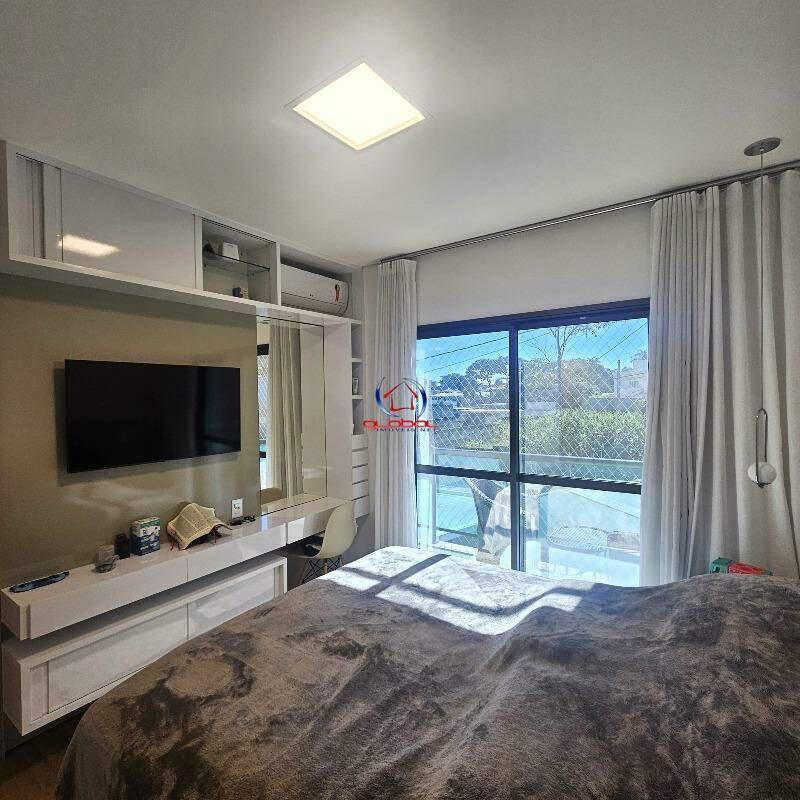 Casa, Trevo, 3 Quartos, 3 Vagas, 1 Suíte