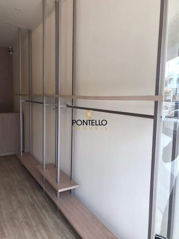 Andar, Centro, 0 Quarto, 0 Vaga