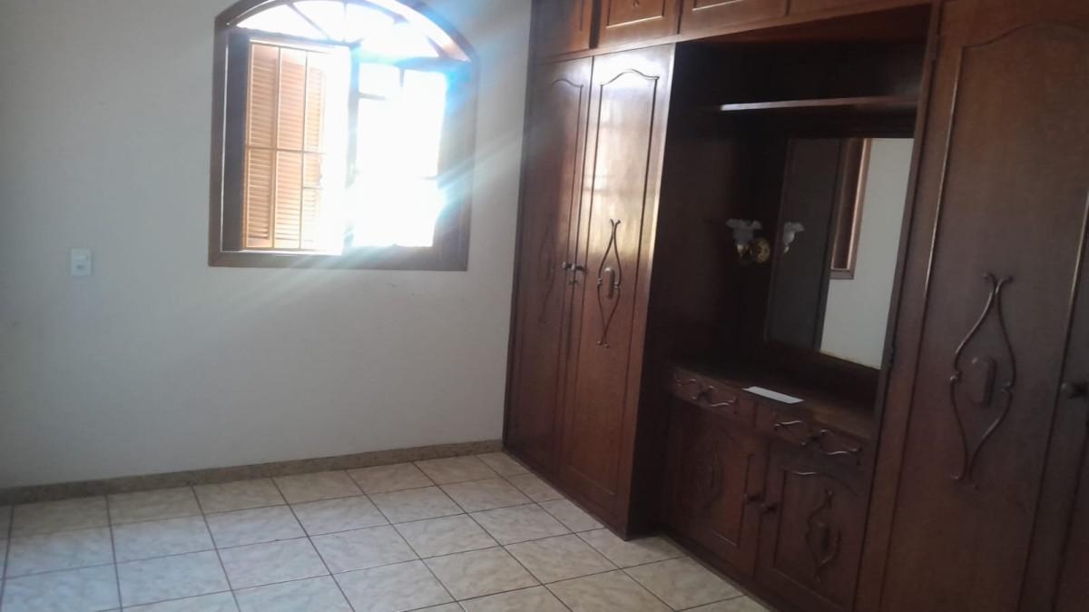 Casa, Nova Vista, 3 Quartos, 3 Vagas, 1 Suíte