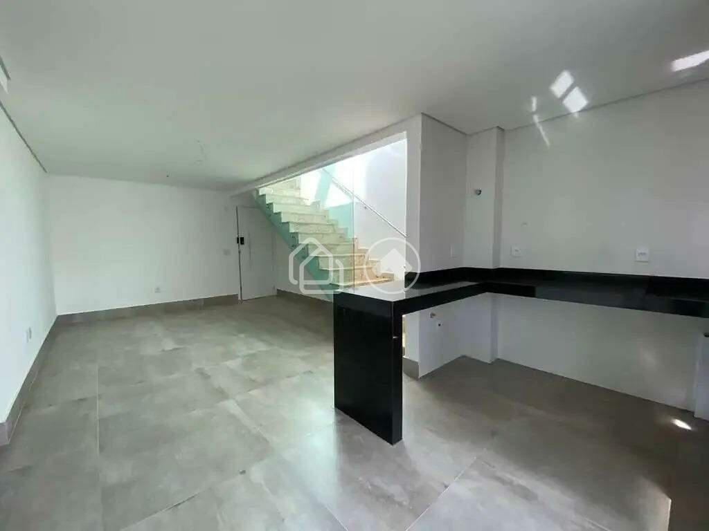 Cobertura, Castelo, 3 Quartos, 2 Vagas, 1 Suíte