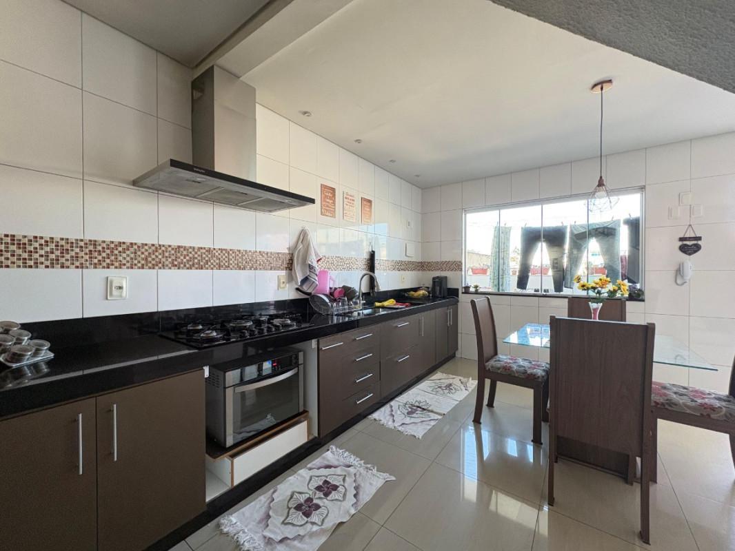 Casa, Jardim Riacho das Pedras, 3 Quartos, 2 Vagas, 1 Suíte