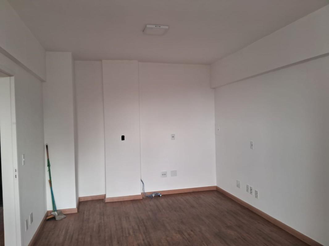 Sala, Floresta, 0 Quarto, 3 Vagas