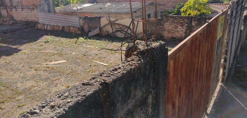Lote, Centro, 0 Quarto, 0 Vaga