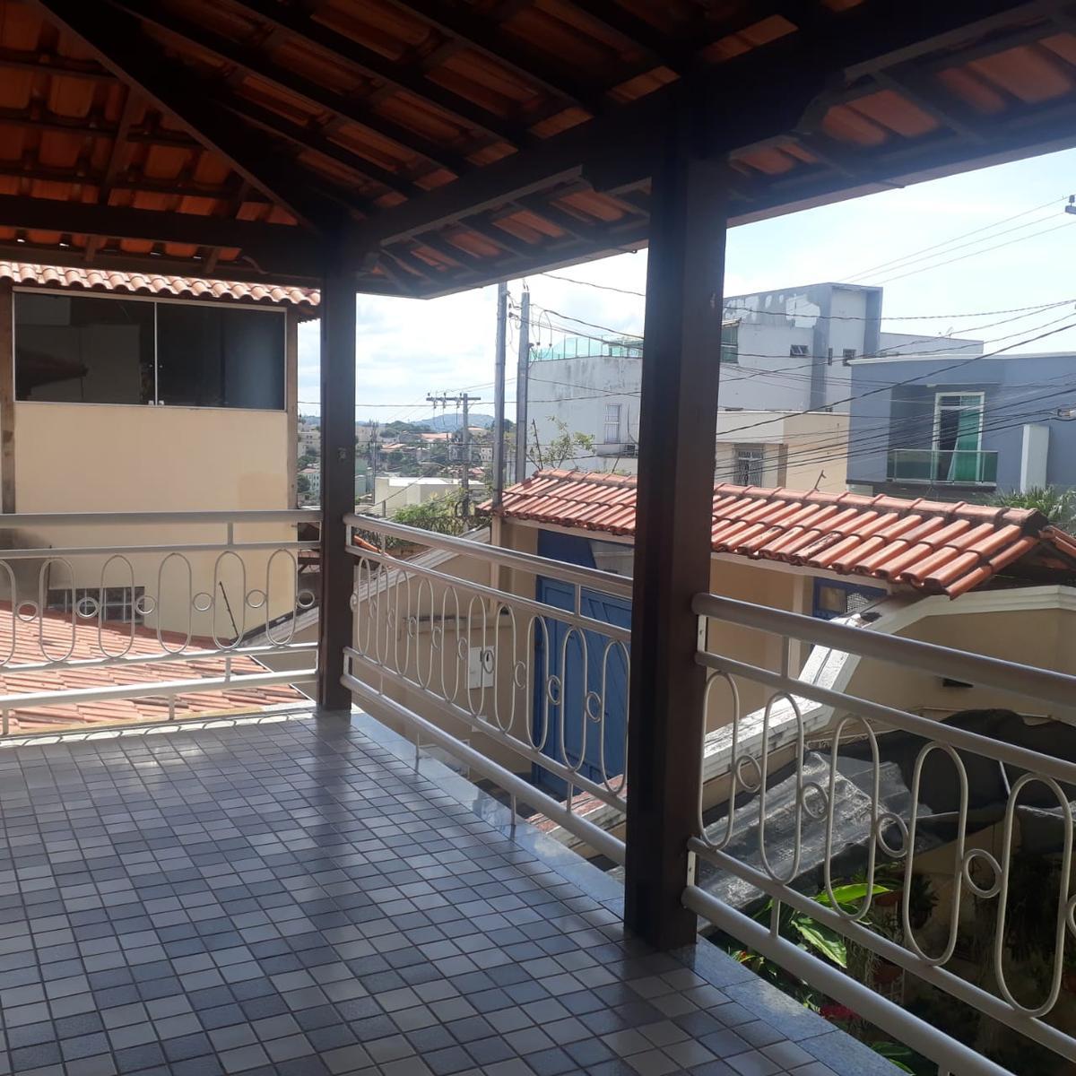 Casa, Heliópolis, 4 Quartos, 4 Vagas, 1 Suíte