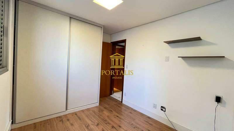 Apartamento, Luxemburgo, 3 Quartos, 1 Vaga, 1 Suíte