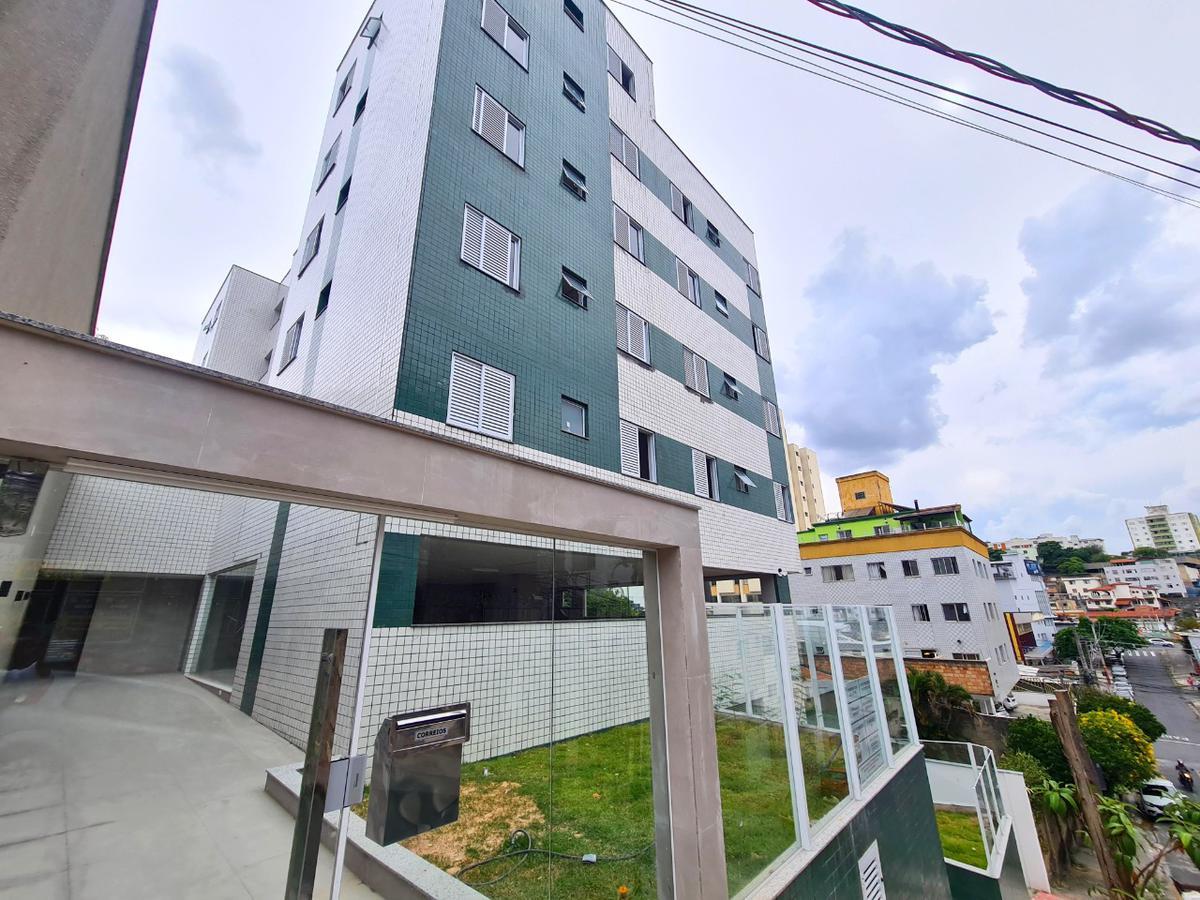 Apartamento, Sagrada Família, 3 Quartos, 2 Vagas, 1 Suíte