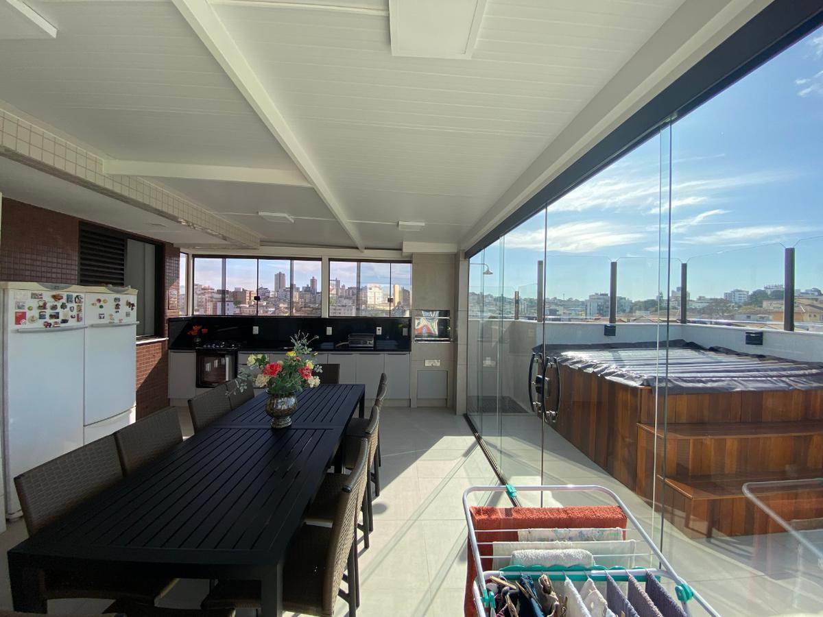 Cobertura, Sagrada Família, 4 Quartos, 5 Vagas, 1 Suíte