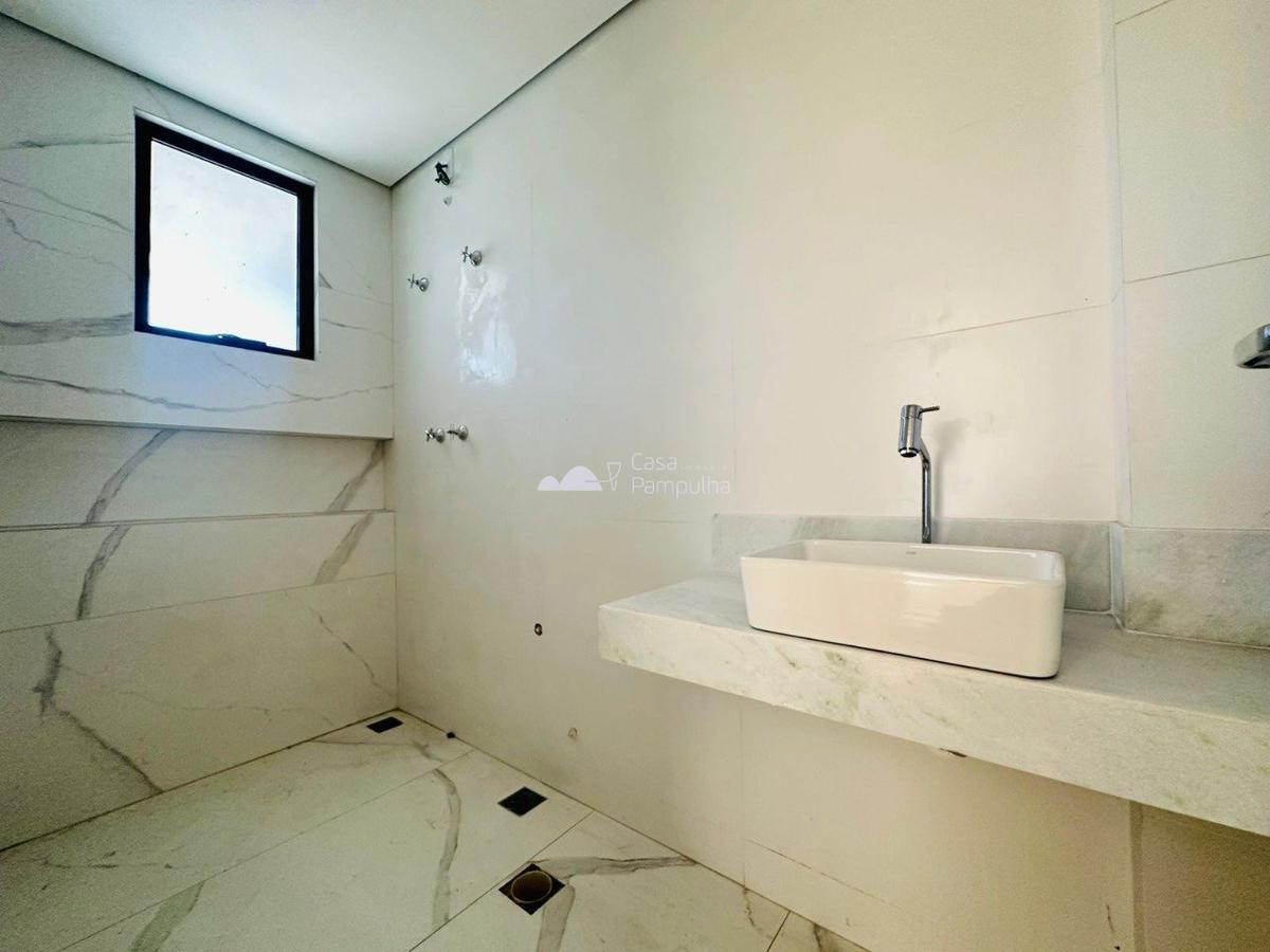 Casa, Planalto, 3 Quartos, 2 Vagas, 1 Suíte