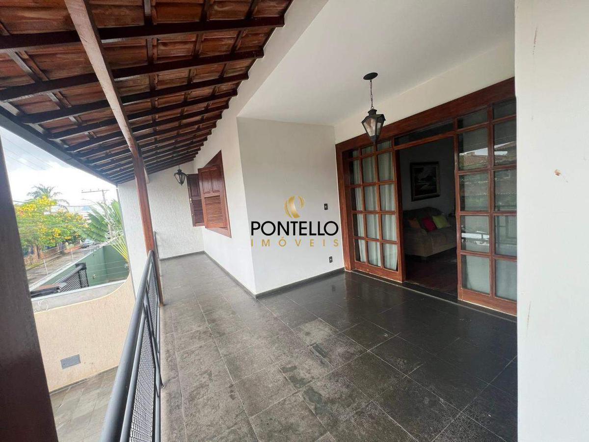 Casa, Jardim Arizona, 6 Quartos, 4 Vagas, 1 Suíte