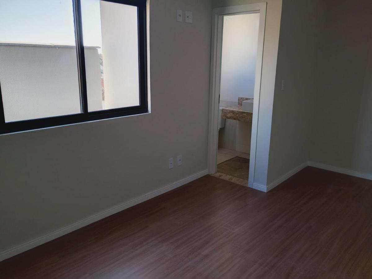 Casa, Itapoã, 3 Quartos, 2 Vagas, 1 Suíte