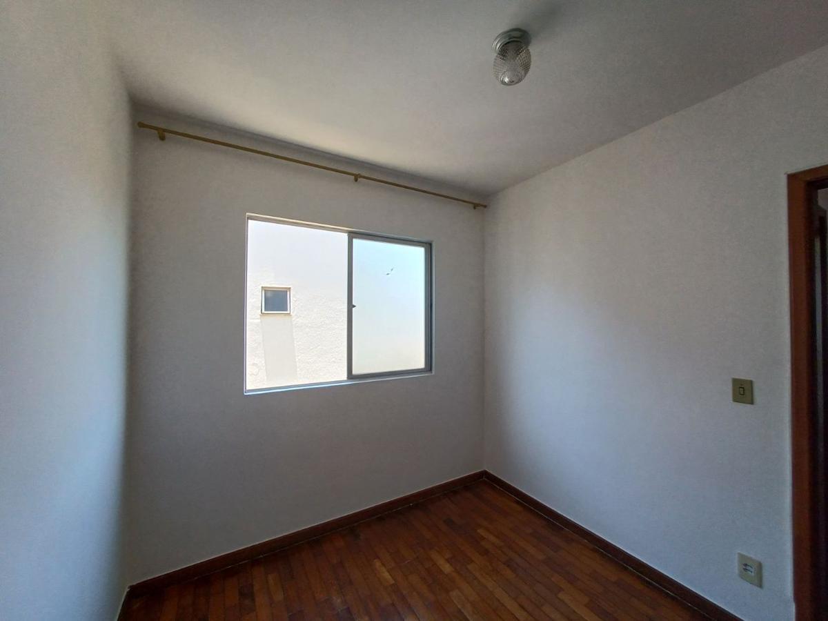 Apartamento, Floresta, 2 Quartos, 1 Vaga, 1 Suíte