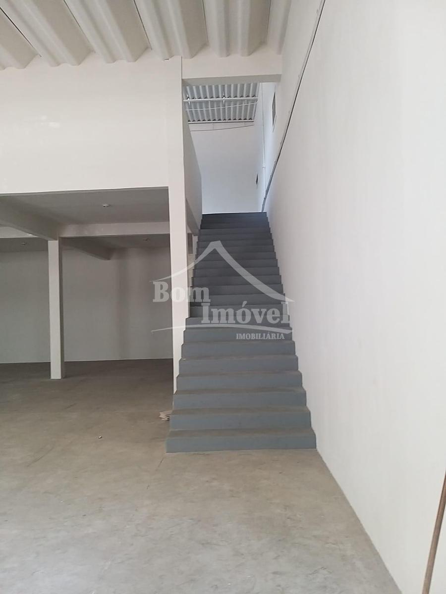 Galpão, Centro, 0 Quarto, 0 Vaga