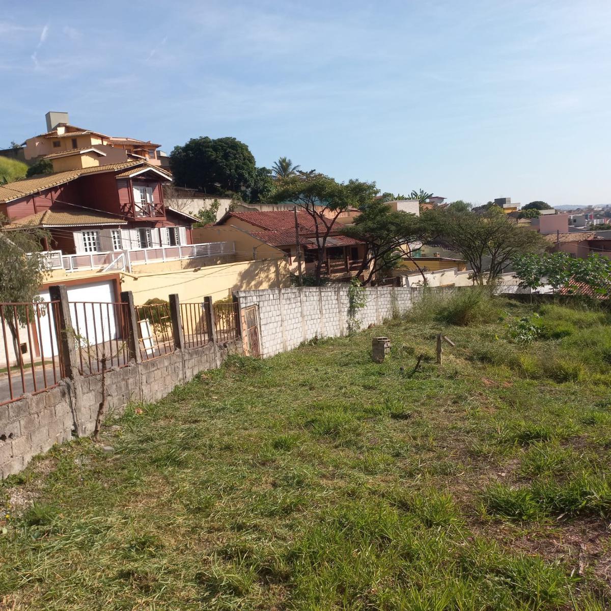 Lote, Estoril, 0 Quarto, 0 Vaga