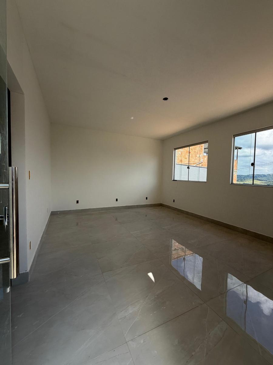 Casa, Vida Nova, 3 Quartos, 4 Vagas, 1 Suíte