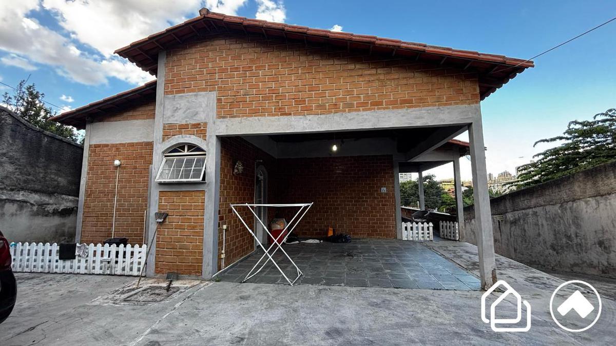 Casa em Condomínio, Palmeiras, 4 Quartos, 2 Vagas, 1 Suíte