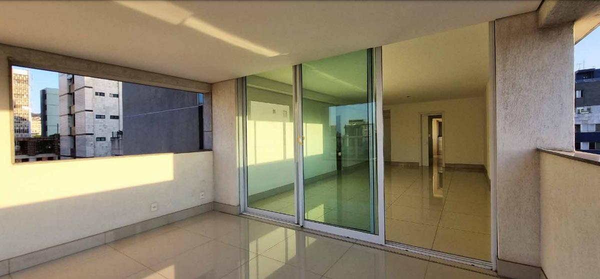 Apartamento, Cruzeiro, 4 Quartos, 4 Vagas, 2 Suítes