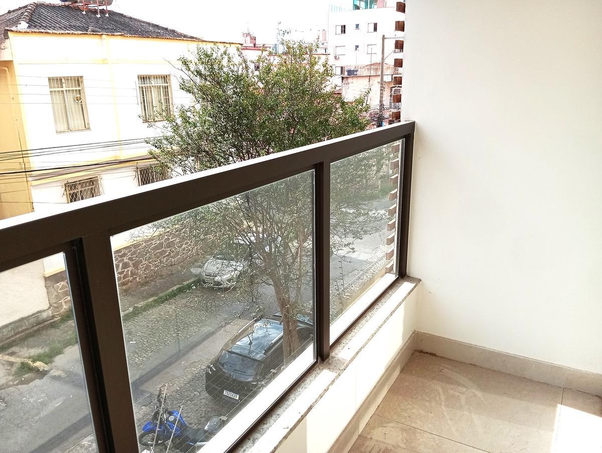 Apartamento, Floresta, 2 Quartos, 2 Vagas, 2 Suítes