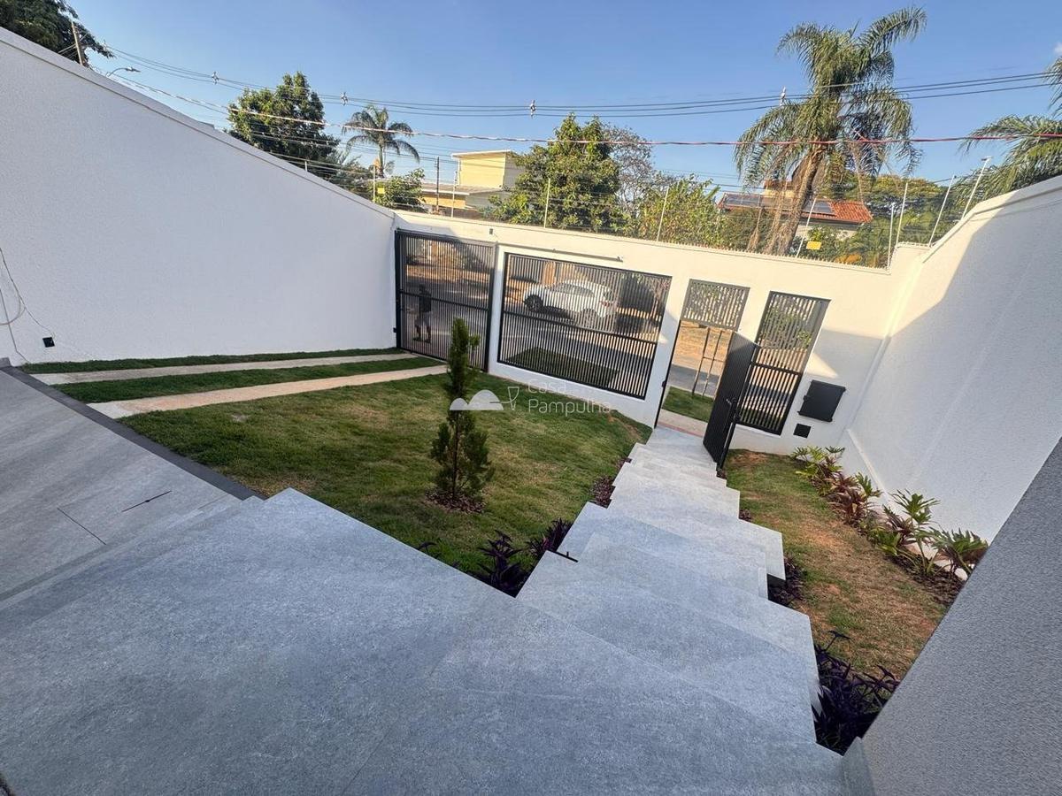 Casa, Trevo, 4 Quartos, 3 Vagas, 3 Suítes