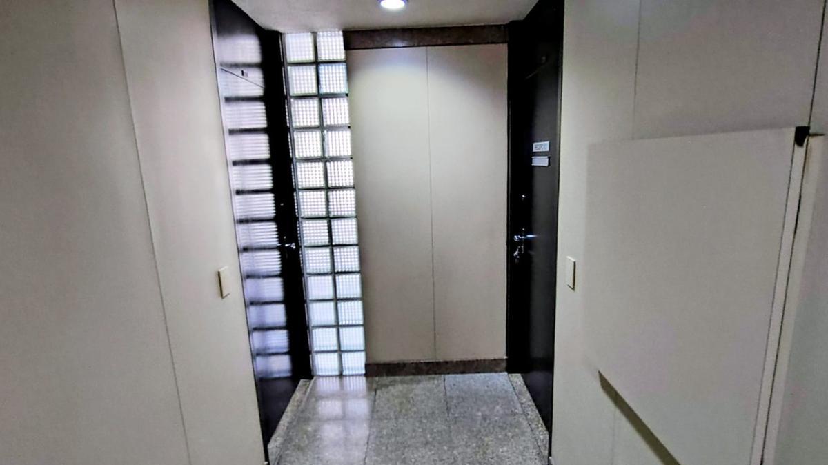 Sala, Santa Efigênia, 0 Quarto, 2 Vagas