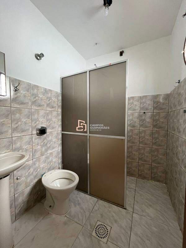 Casa, Parque Turistas, 3 Quartos, 4 Vagas, 1 Suíte