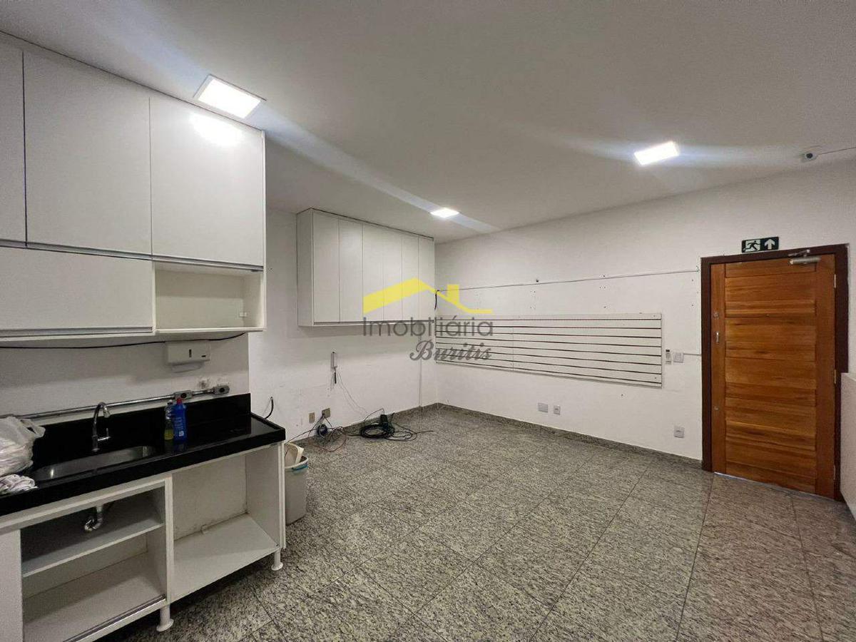 Sala, Estoril, 6 Vagas