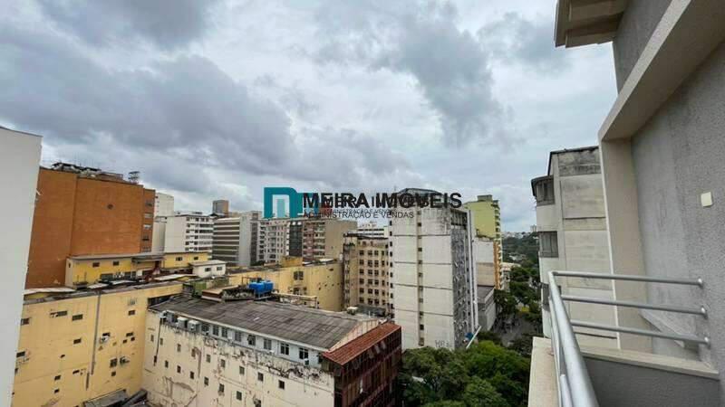Cobertura, Centro, 2 Quartos, 0 Vaga, 4 Suítes