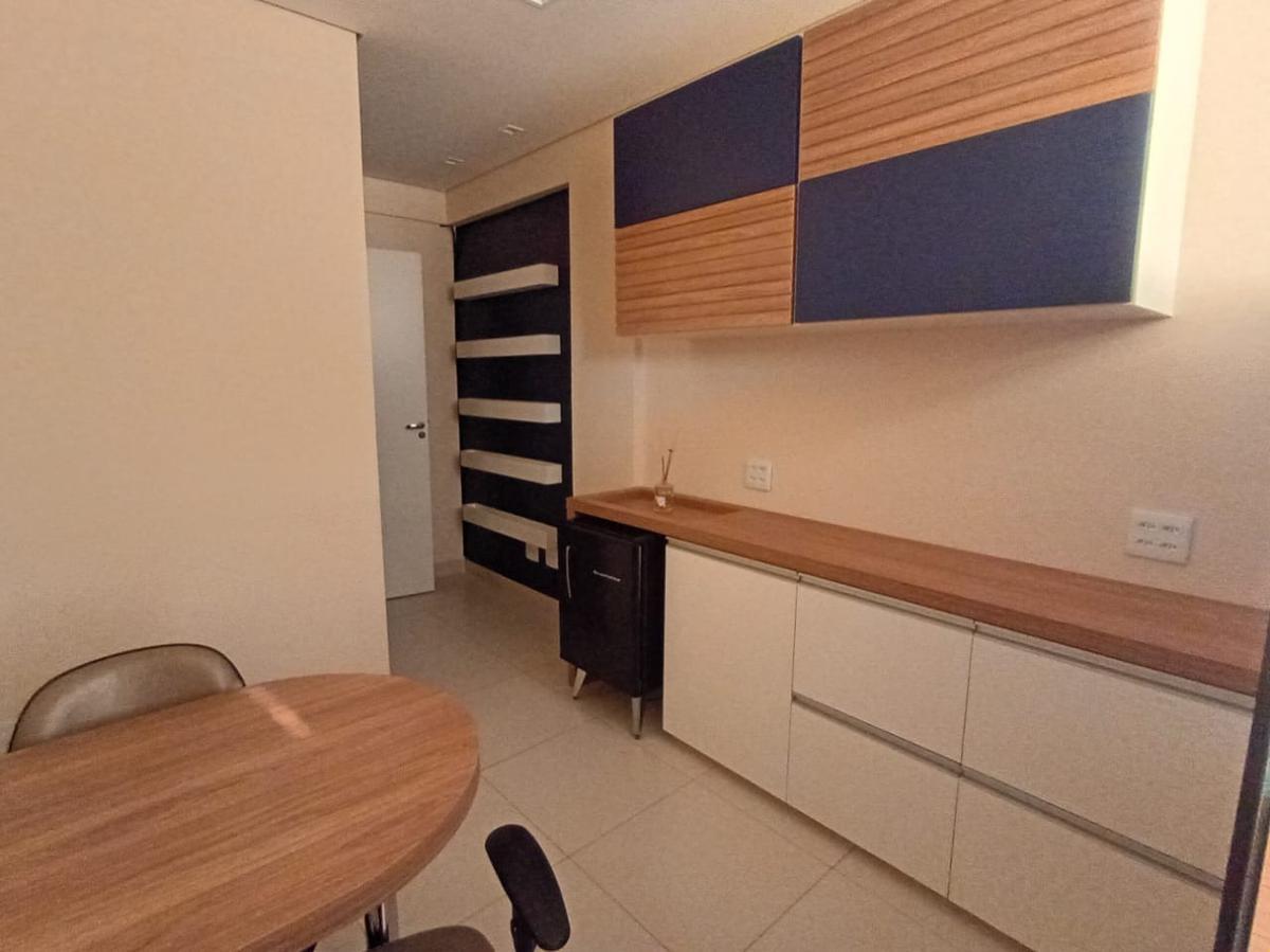 Sala, União, 0 Quarto, 0 Vaga