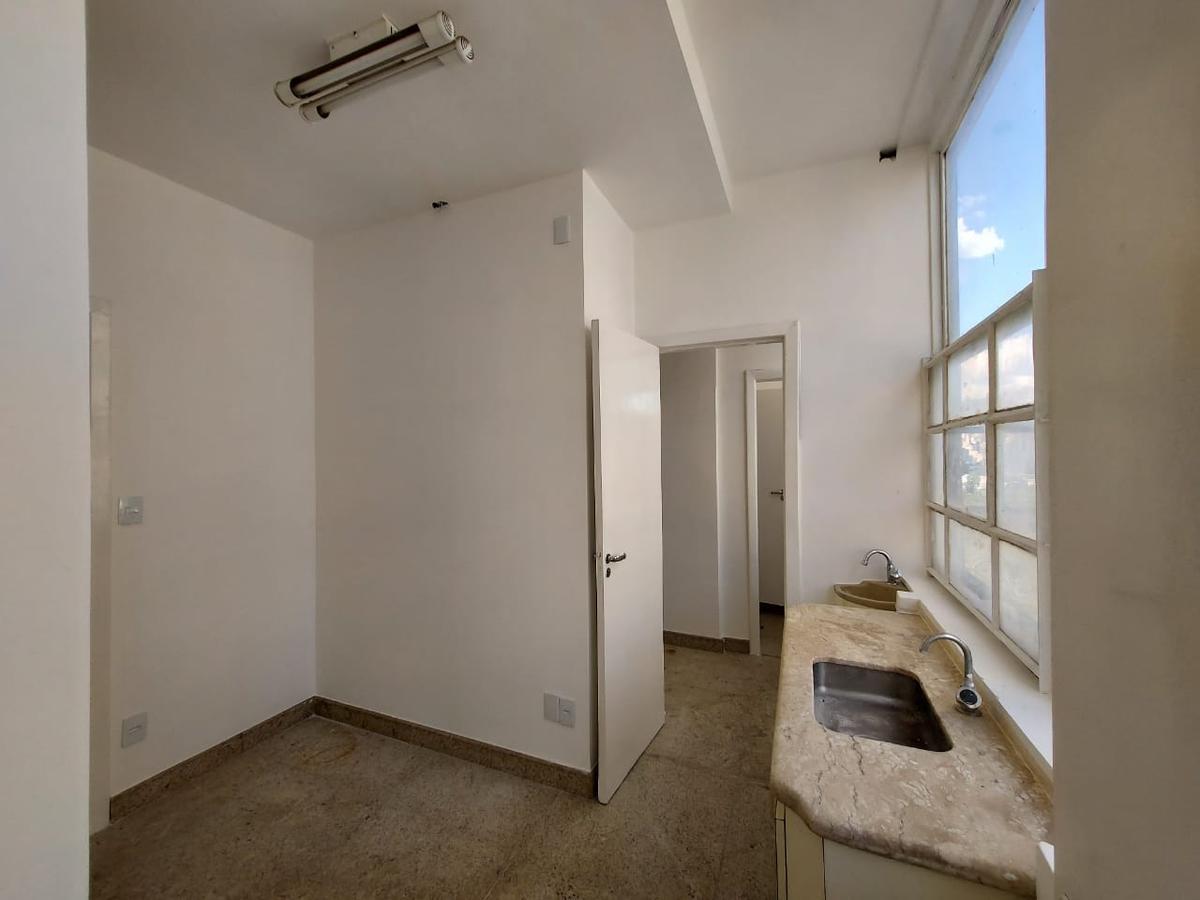 Sala, Centro, 0 Quarto, 0 Vaga