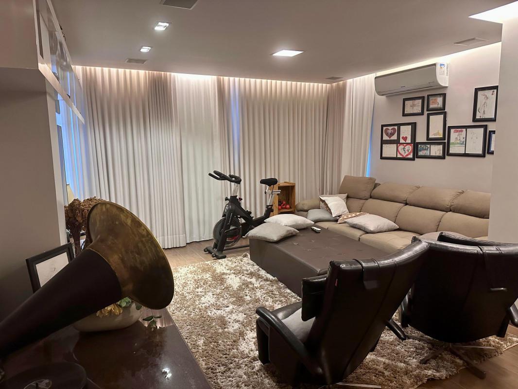 Casa, Santa Lúcia, 3 Quartos, 4 Vagas, 1 Suíte