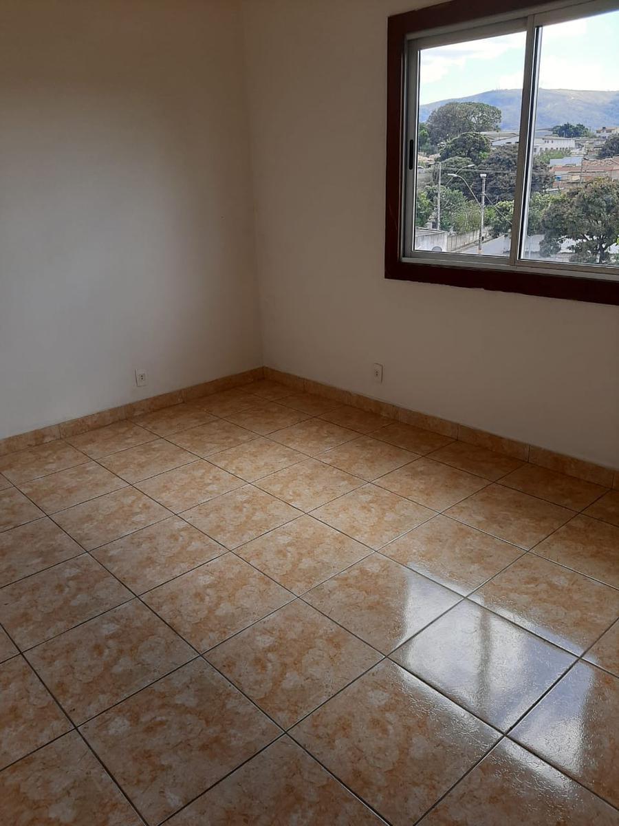 Prédio, São Dimas, 3 Quartos, 2 Vagas, 1 Suíte