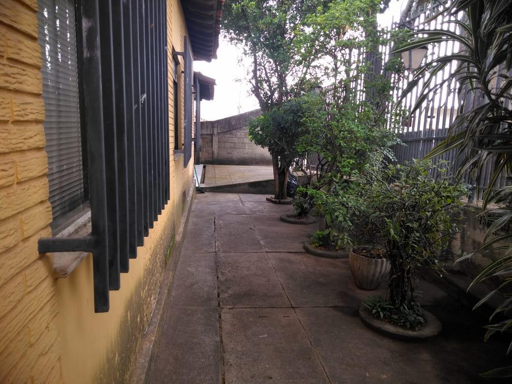 Casa, Santa Terezinha, 4 Quartos, 4 Vagas, 1 Suíte