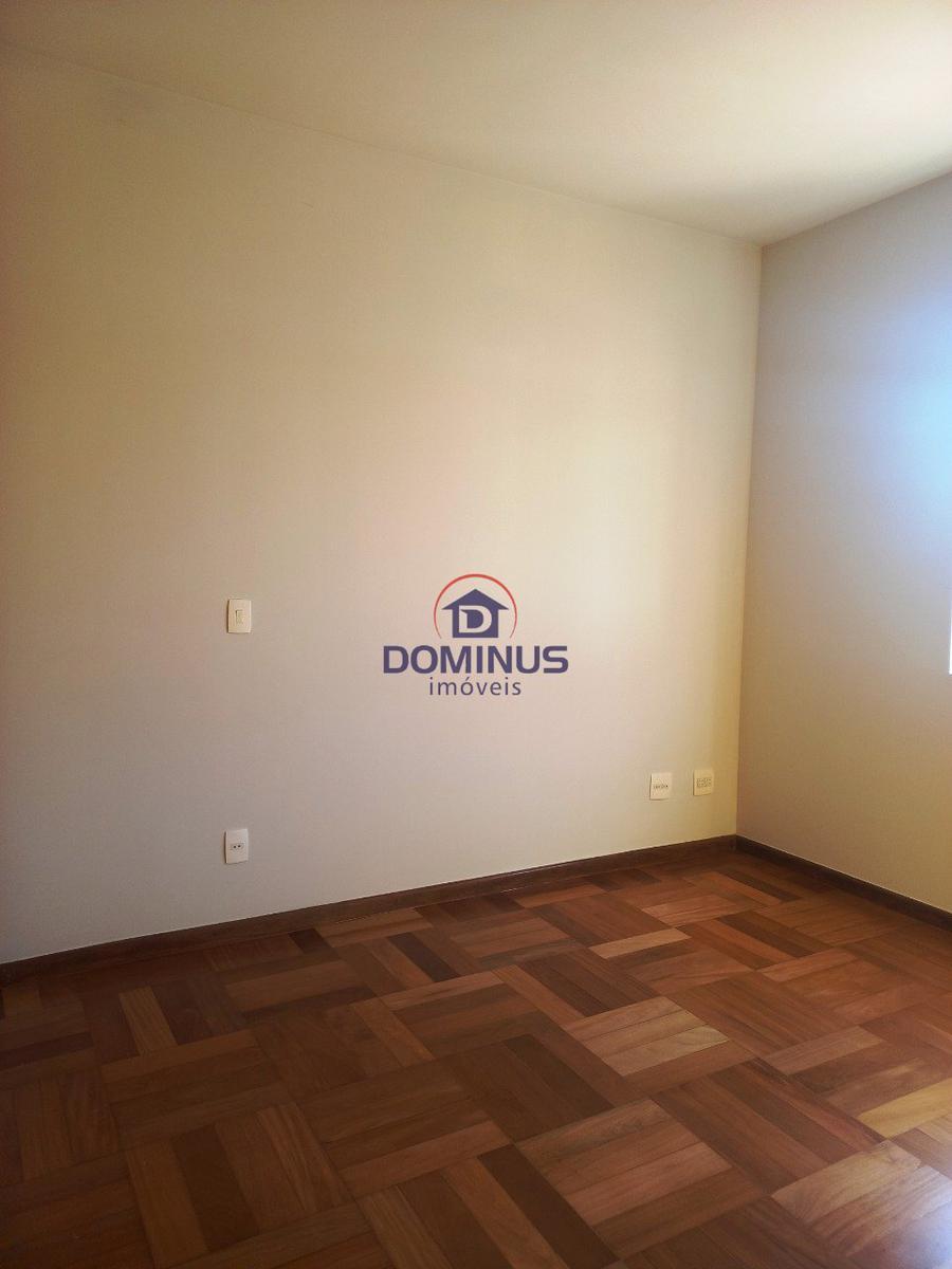 Apartamento, Sagrada Família, 3 Quartos, 2 Vagas, 1 Suíte