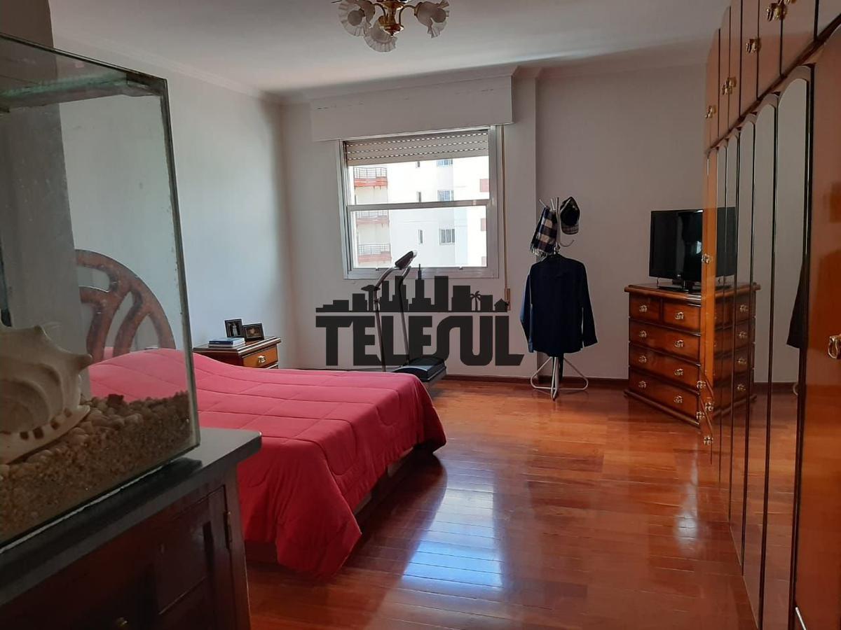 Apartamento, Centro, 4 Quartos, 0 Vaga
