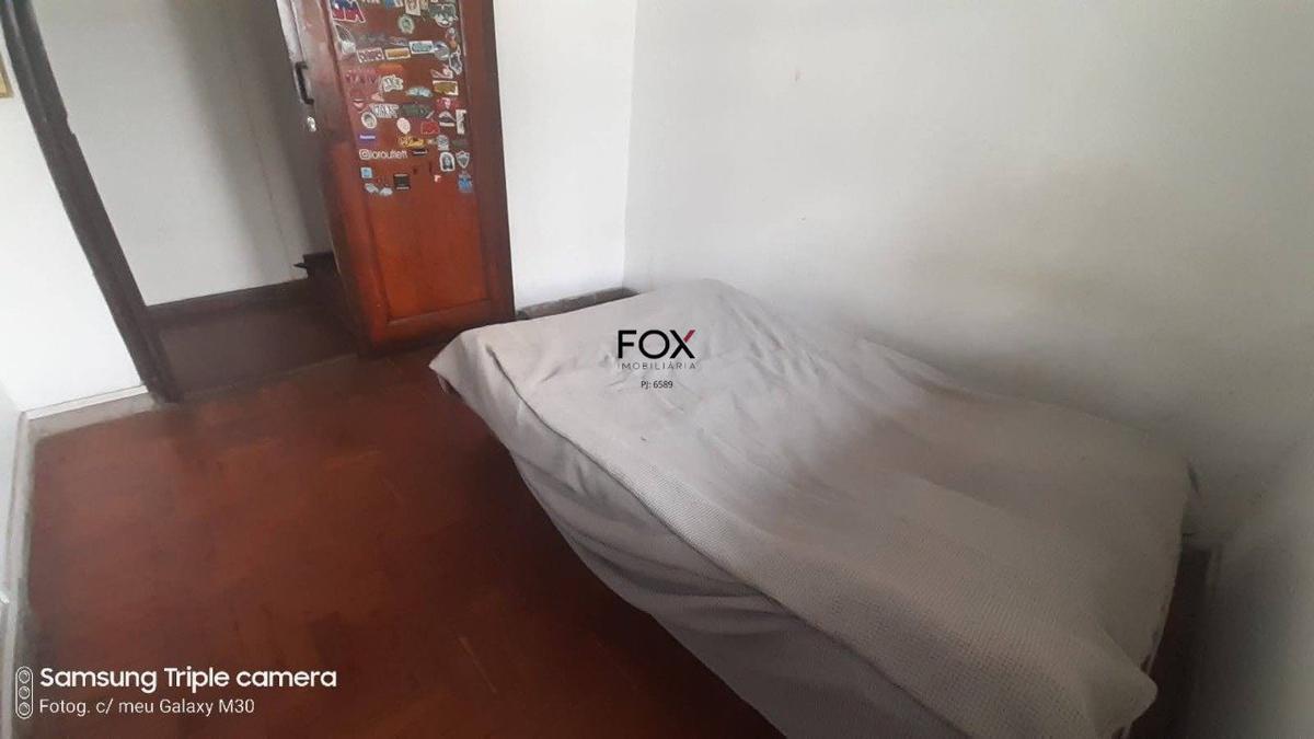 Casa, Funcionários, 4 Quartos, 2 Vagas