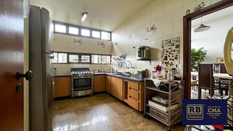 Casa, São Lucas, 4 Quartos, 5 Vagas, 3 Suítes