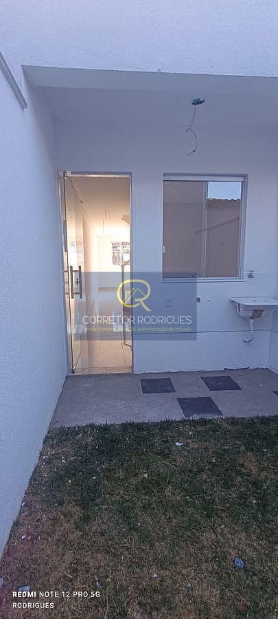 Casa, Floramar, 2 Quartos, 2 Vagas, 2 Suítes